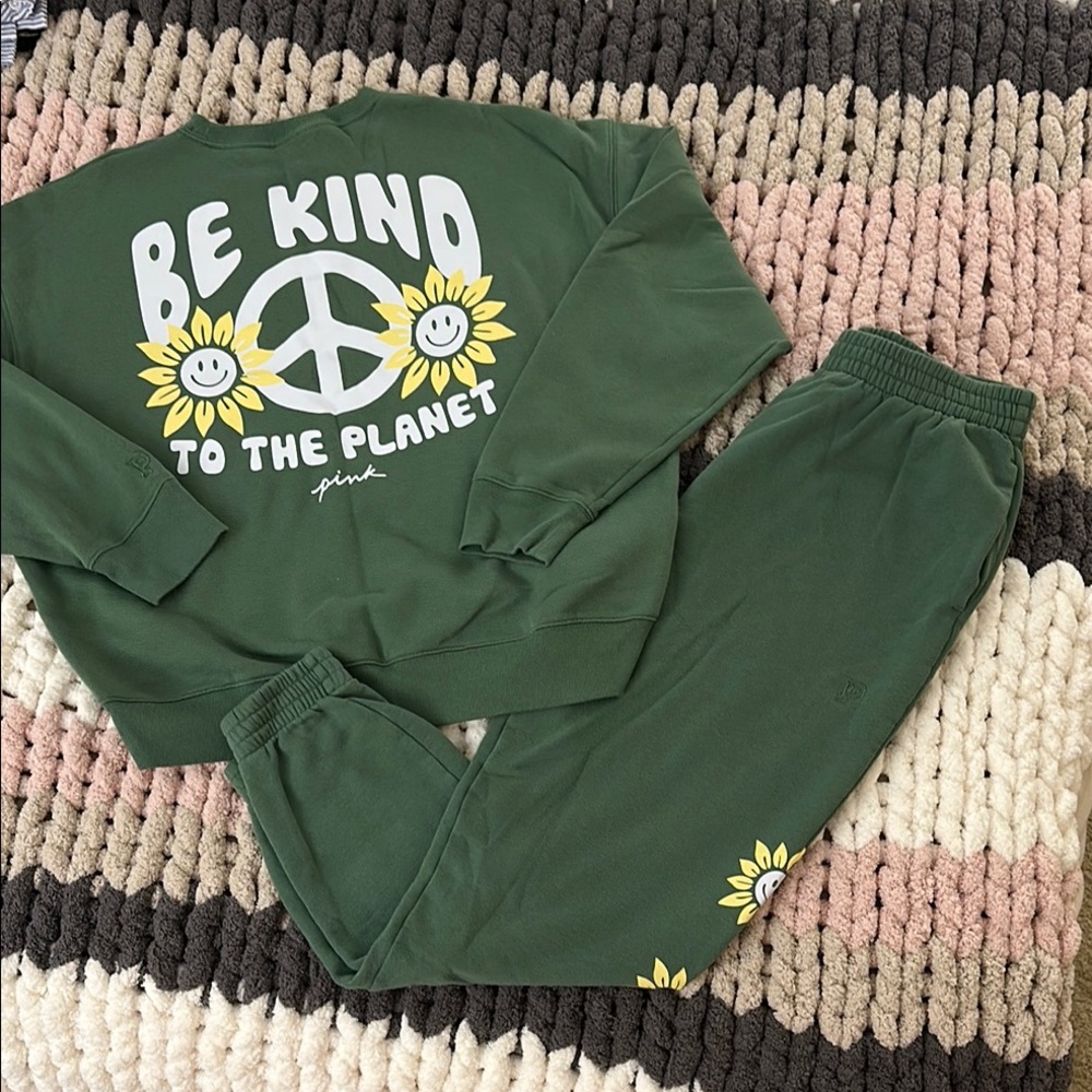 VS PINK “Be Kind to the Planet” Sweat Set